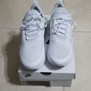 White Air Max 270